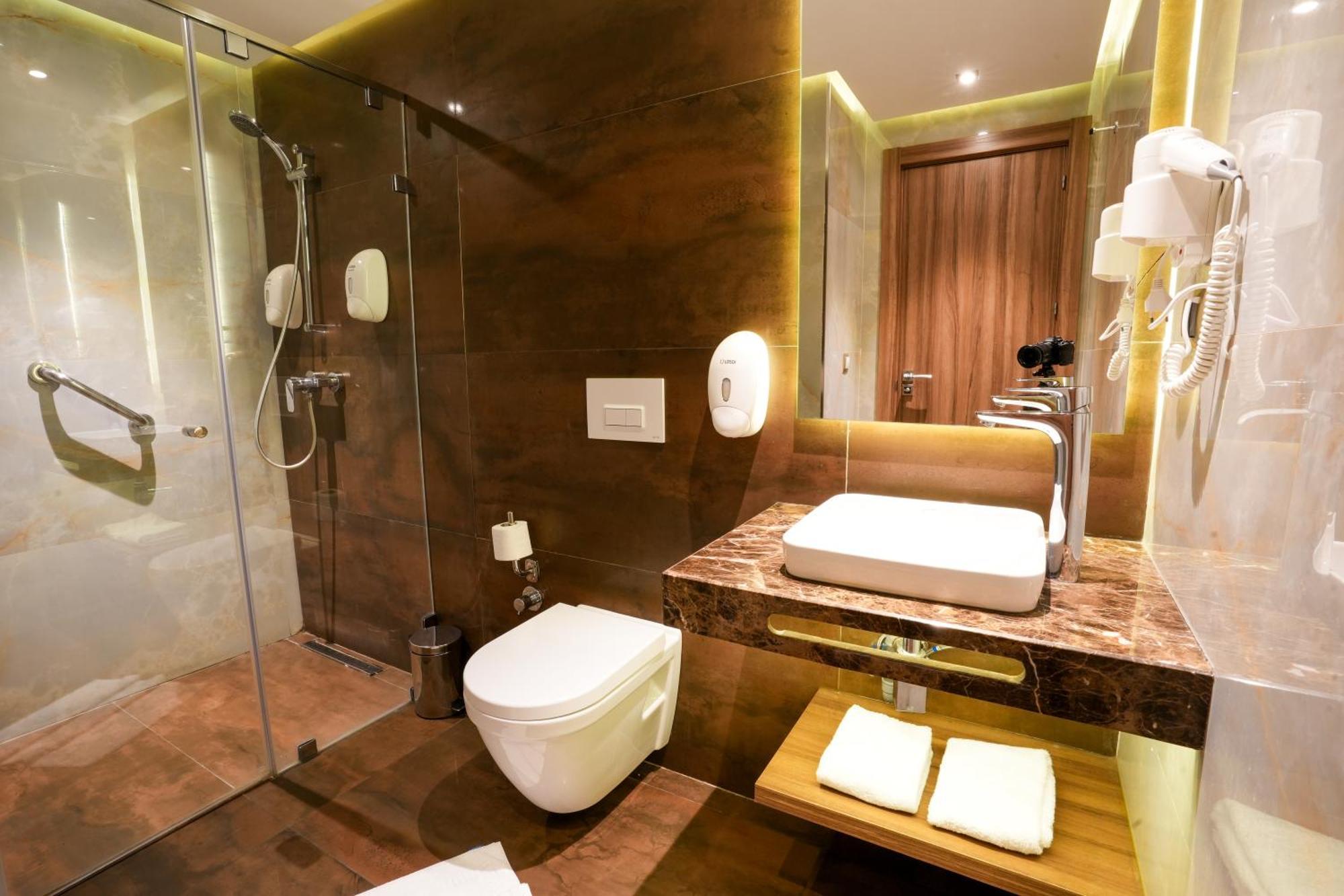 First Suites Hotel Rabat Esterno foto