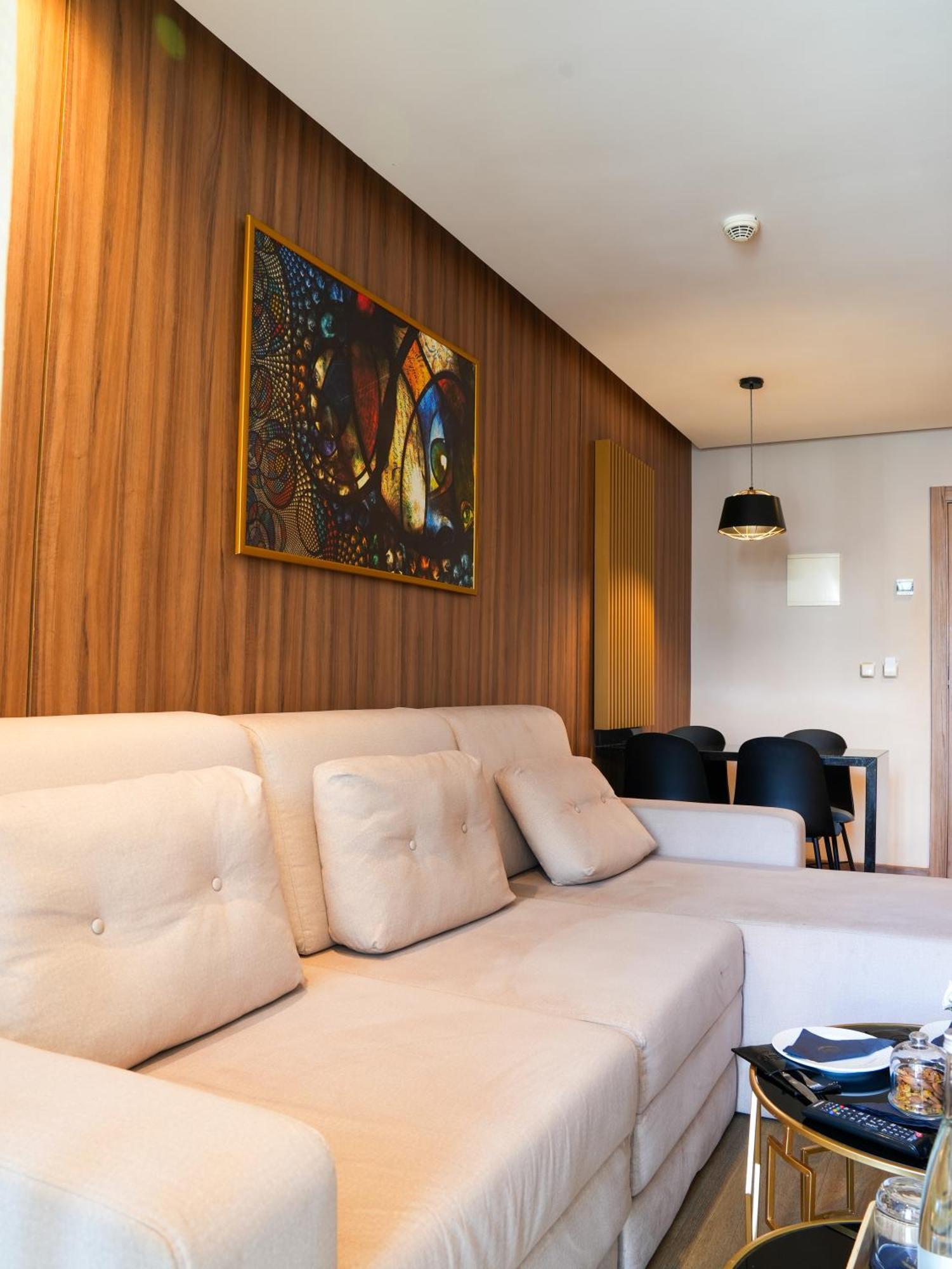 First Suites Hotel Rabat Esterno foto