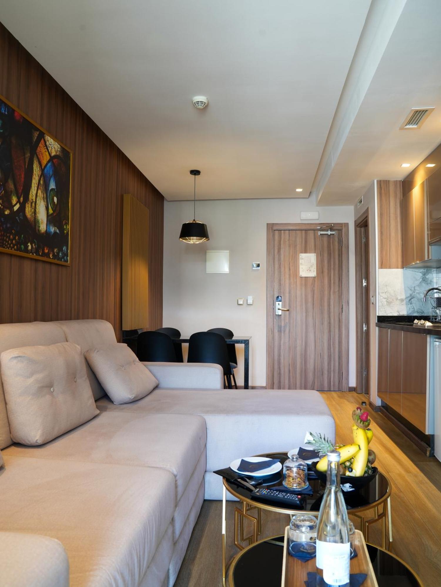 First Suites Hotel Rabat Esterno foto