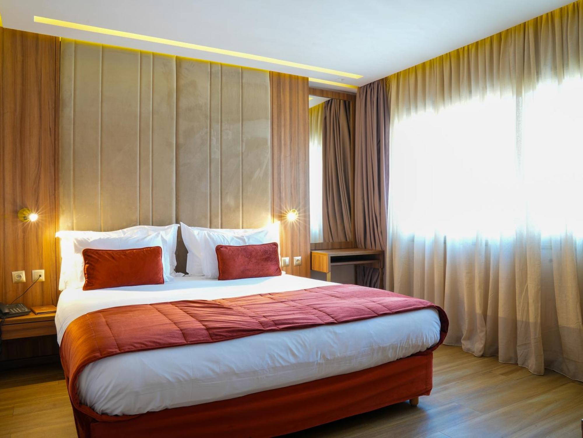 First Suites Hotel Rabat Esterno foto