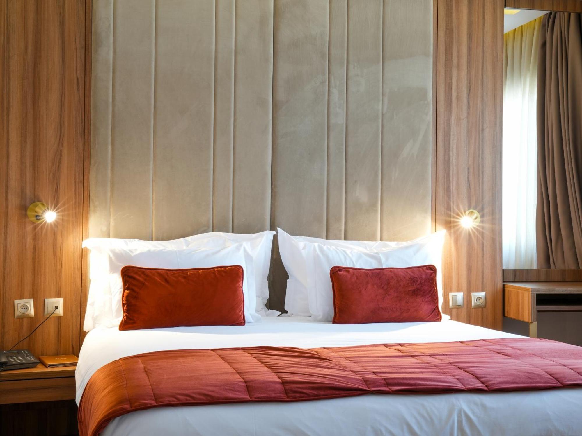 First Suites Hotel Rabat Esterno foto