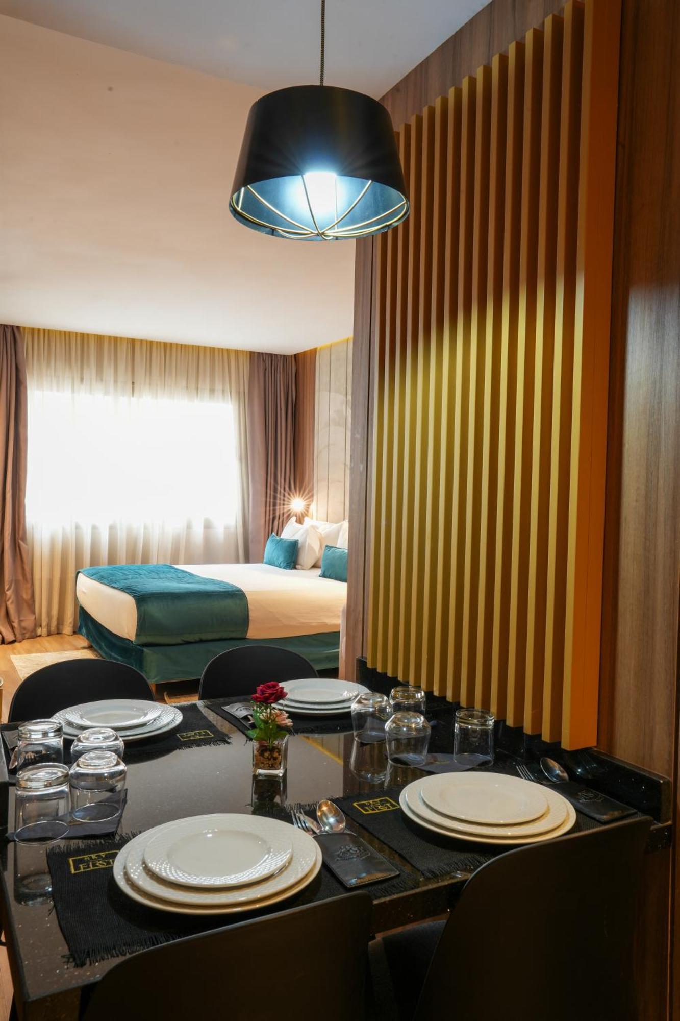 First Suites Hotel Rabat Esterno foto
