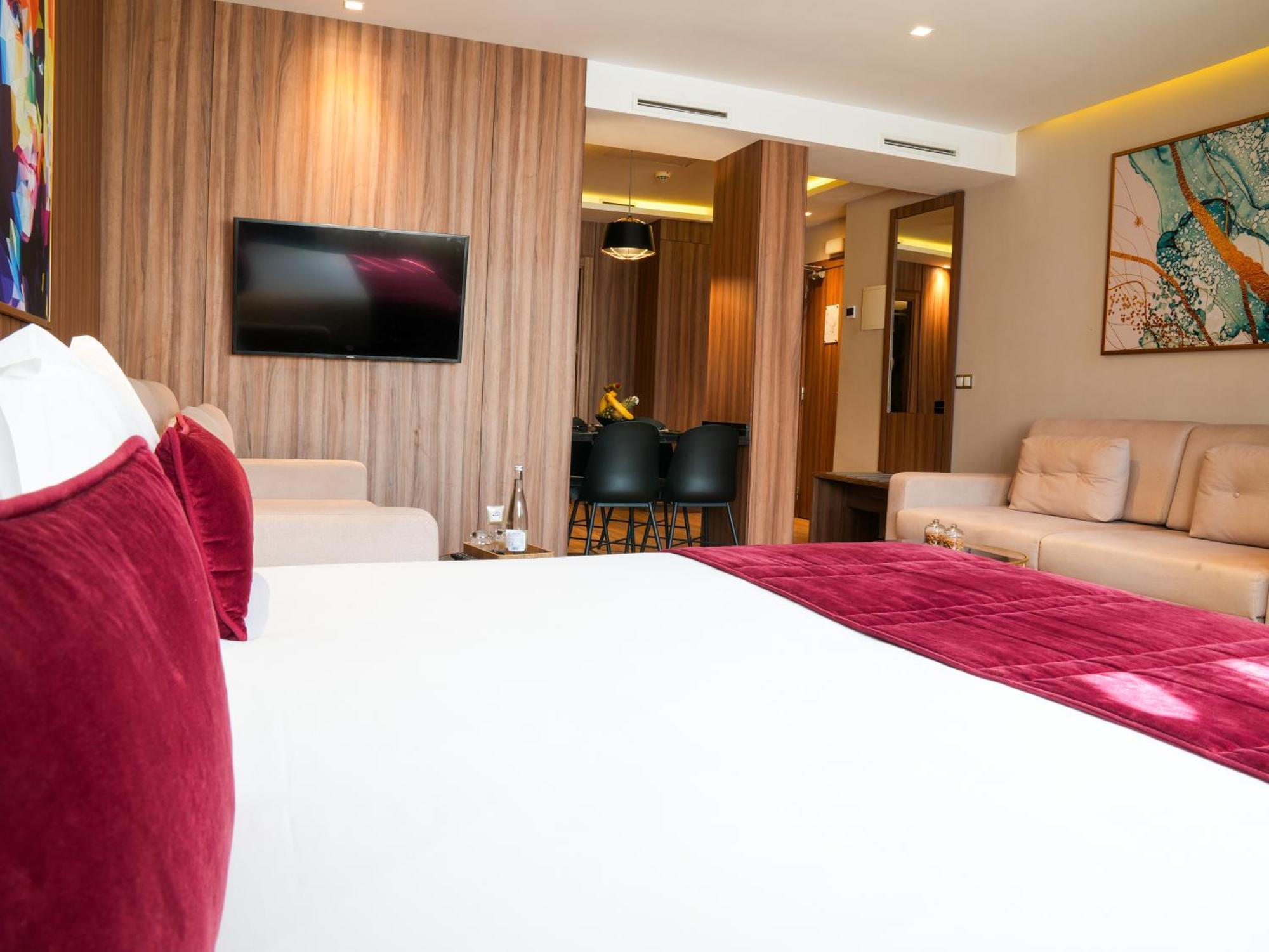 First Suites Hotel Rabat Esterno foto