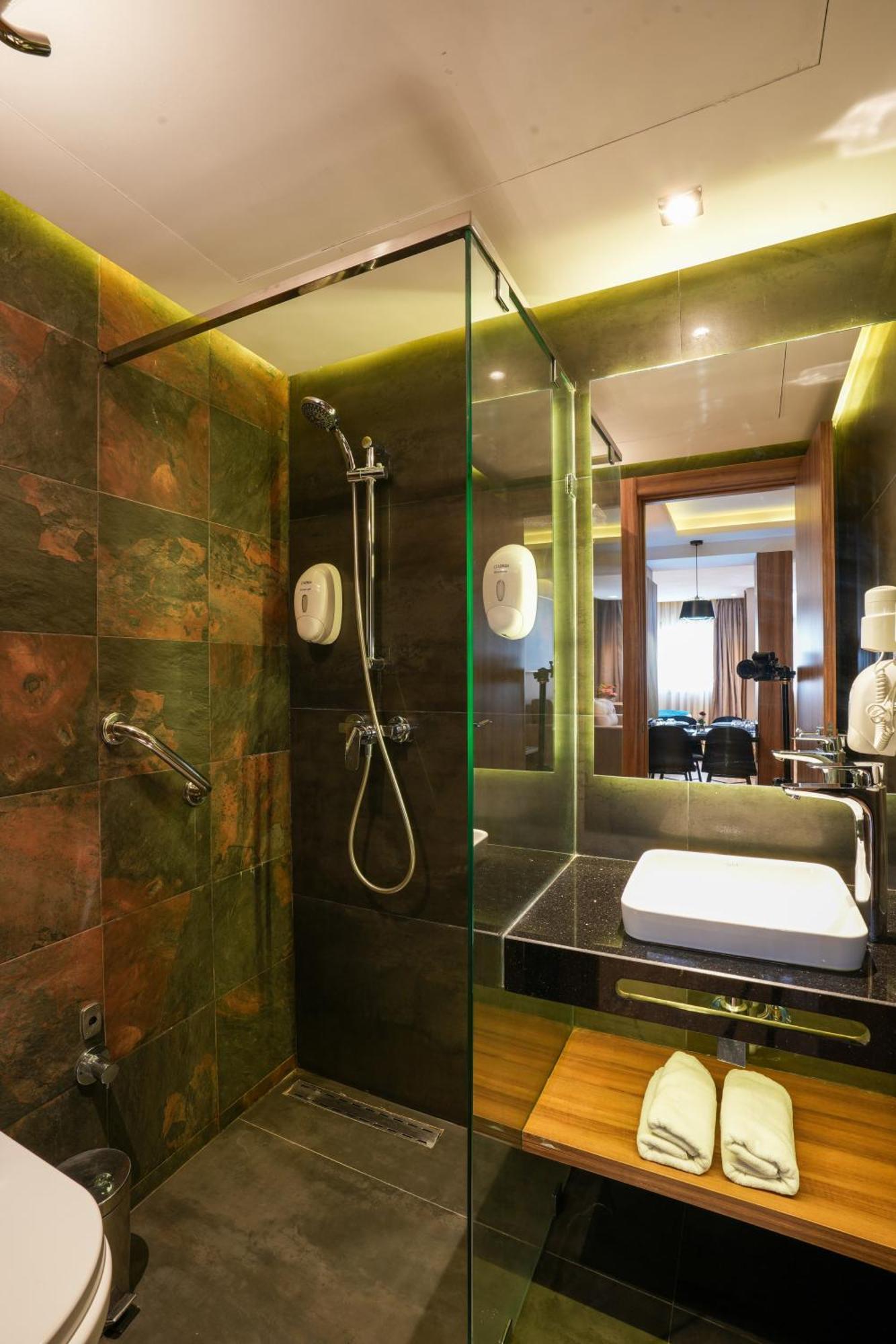 First Suites Hotel Rabat Esterno foto